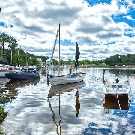 Les Alizes By Interhome Лакано